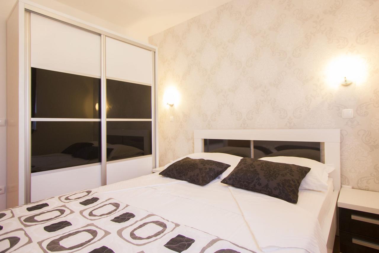Apartments Paradise Trogir Eksteriør bilde