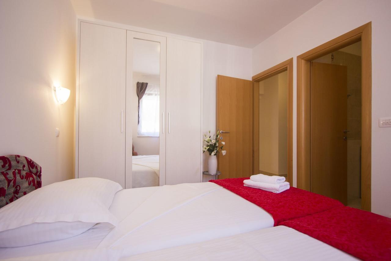 Apartments Paradise Trogir Eksteriør bilde