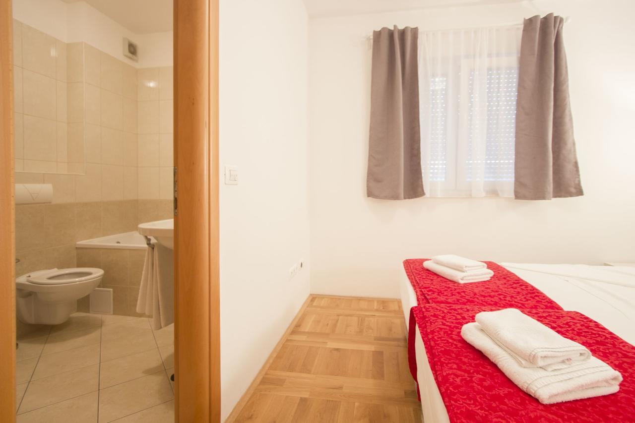 Apartments Paradise Trogir Eksteriør bilde