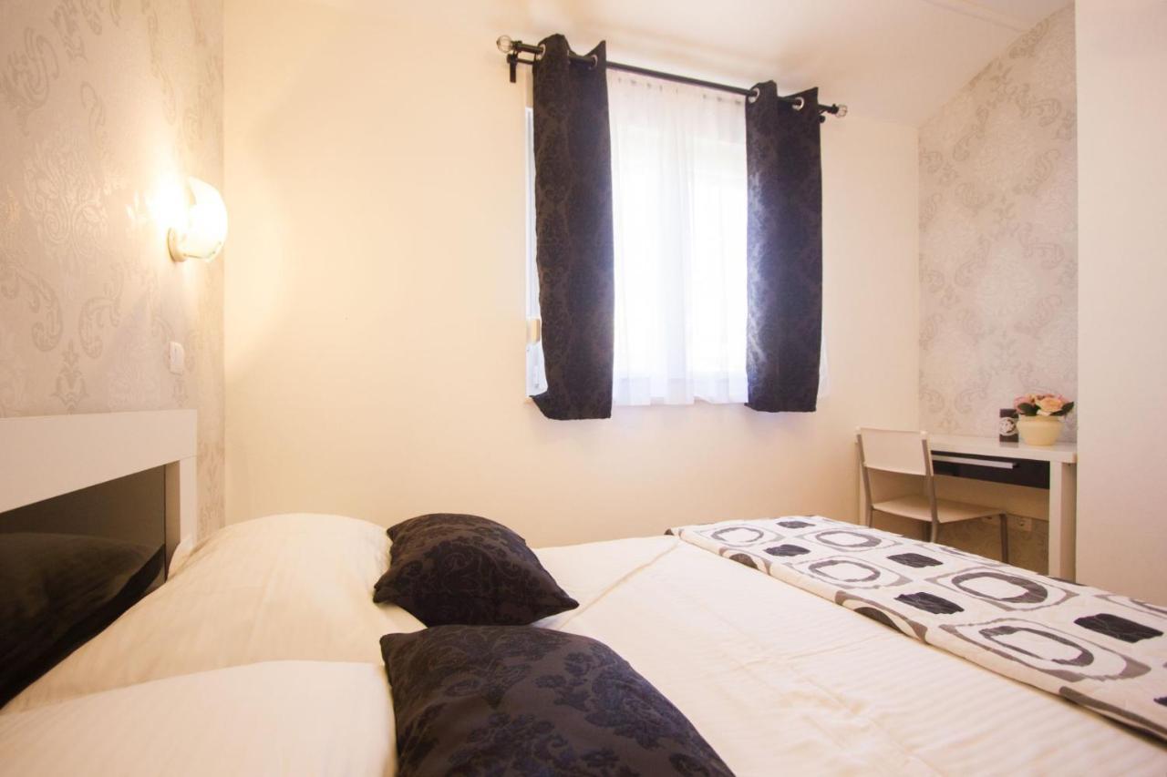 Apartments Paradise Trogir Eksteriør bilde